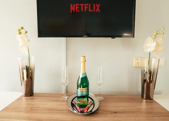 Orchidea Wellness Apartmanhotel 3*