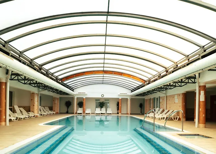 Orchidea Wellness Apartmanhotel 3*